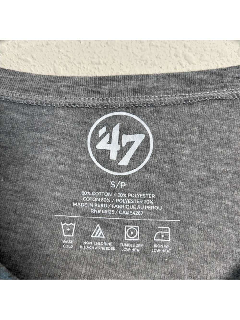 New York Yankees ‘47 Brand Retro V-Neck Long Sleeve Shirt Women’s Small Gray - Picture 3 of 11